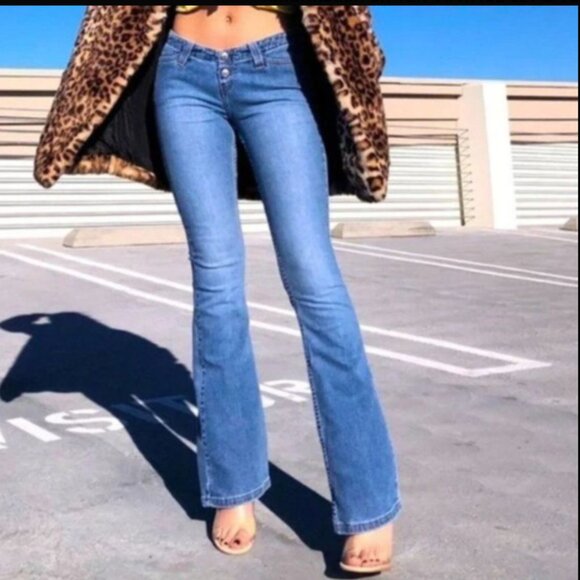 Y2K Levi’s 520 Too Superlow Bootcut Stretch Jeans – Vintage 2000s Baddie Vibes - Picture 1 of 9